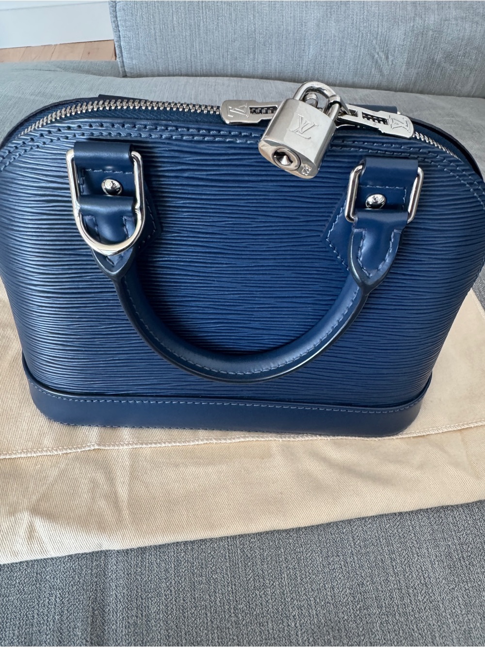 Louis Vuitton Navy Blue Epi Alma Satchel - Picture 3 of 9